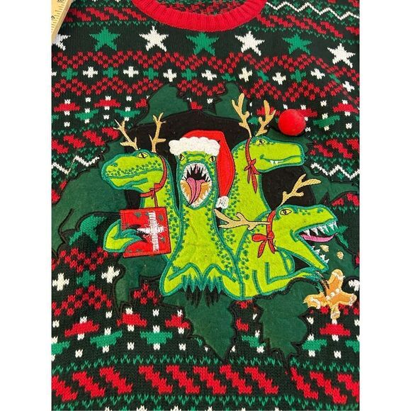 33 Degree Dinosaur Santa Hat Gingerbread M Mens Christmas Sweater Green Red - Picture 9 of 9